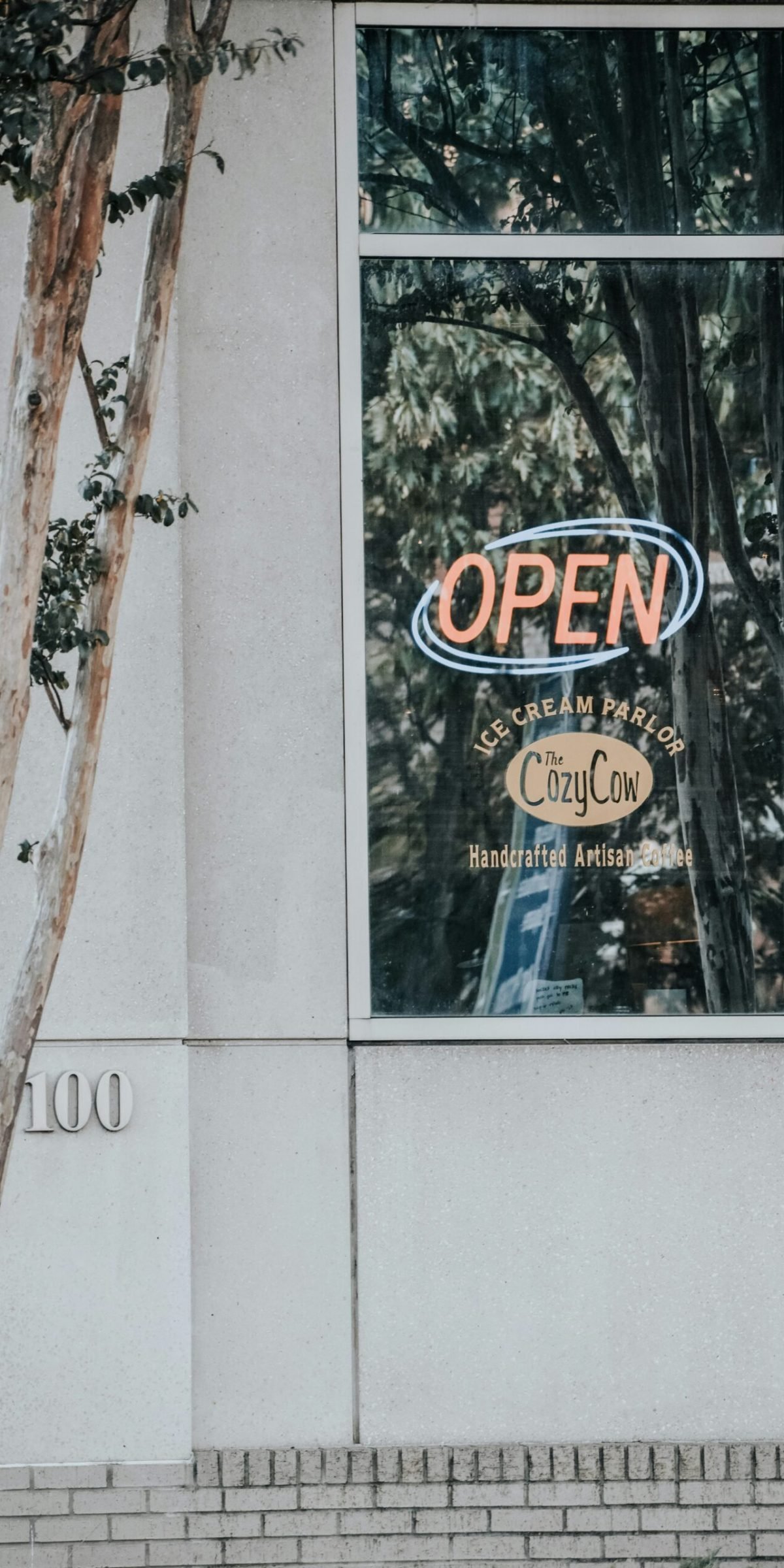 megan-lee-4phiNaAPlwY-unsplash