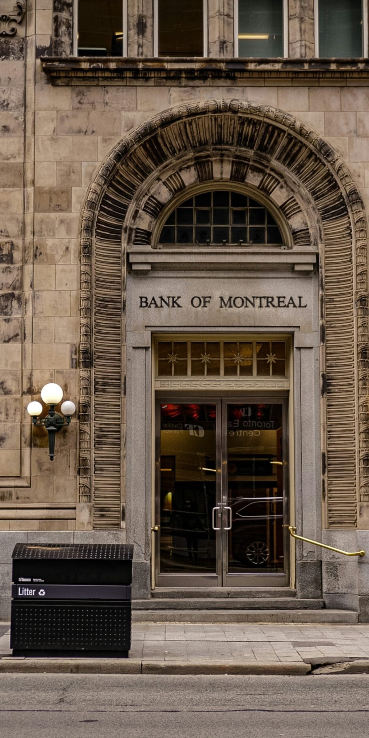 meri-vasilevski-xqZ1jMAhbLk-unsplash